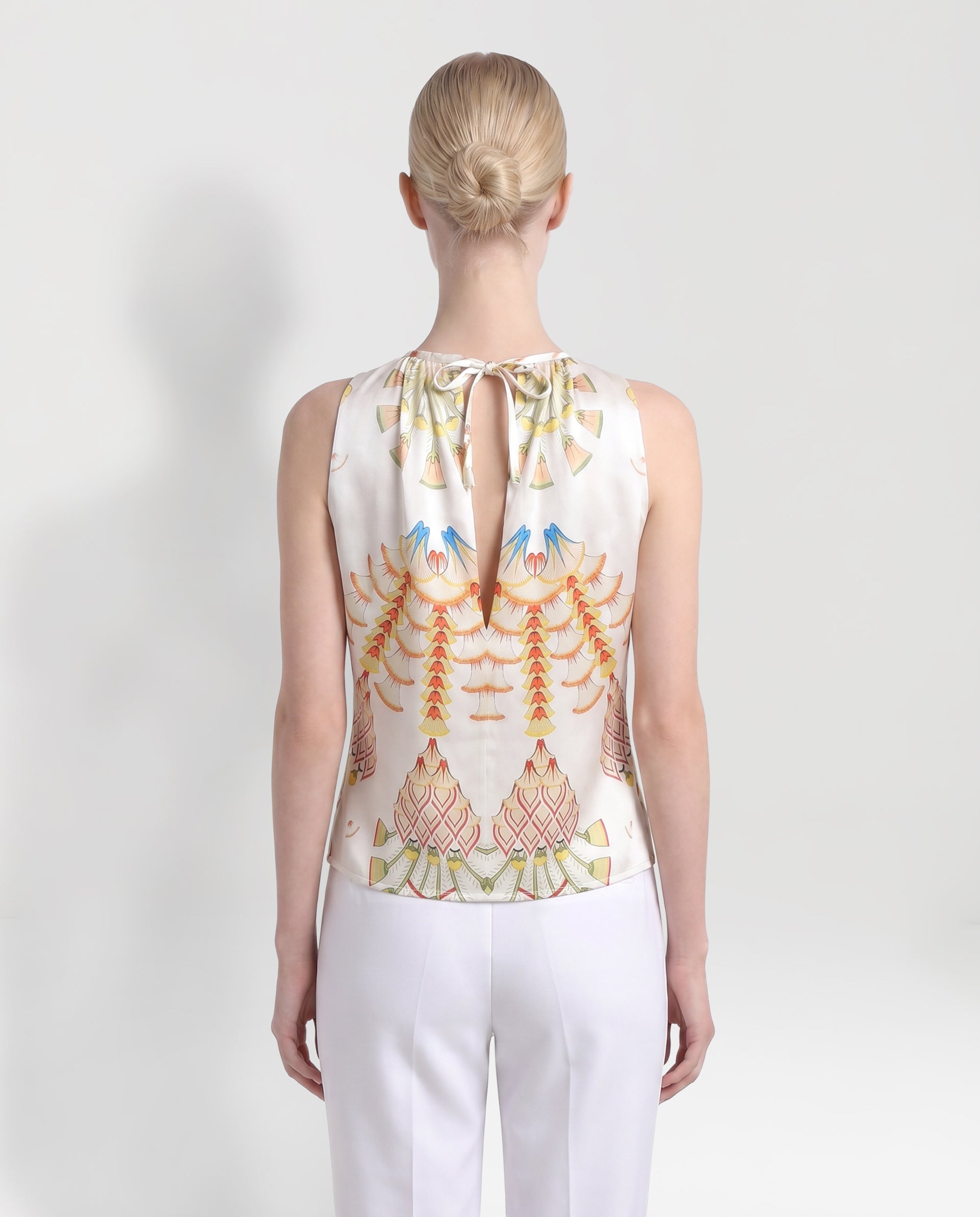 Top in seta bianco