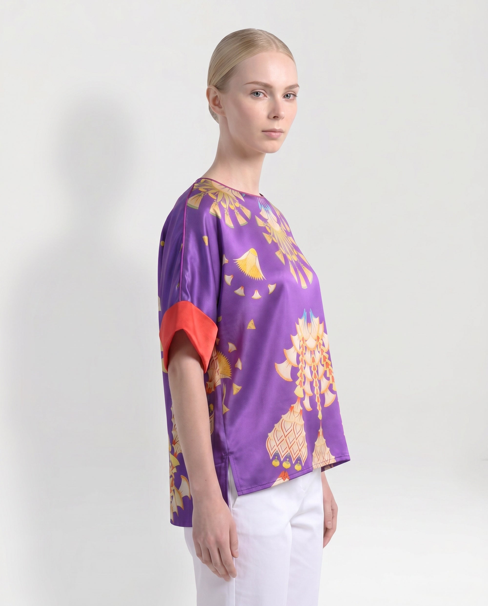 T-shirt in seta viola